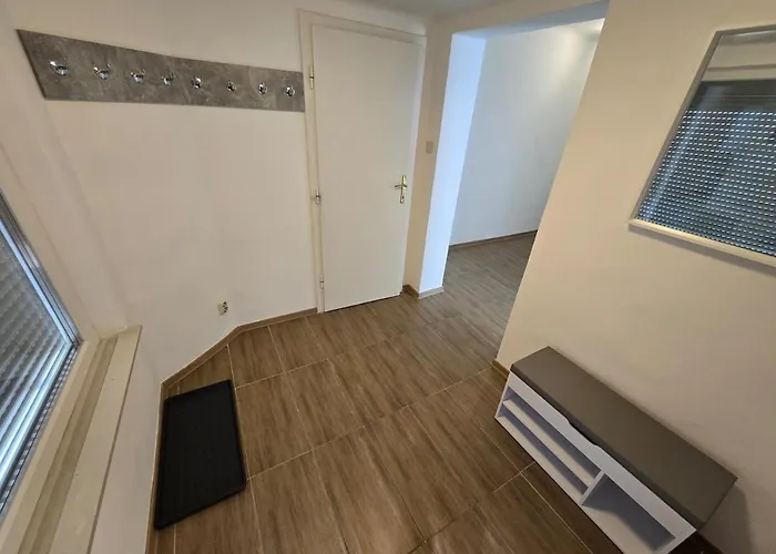 House With Garden Near Vienna & Airport *